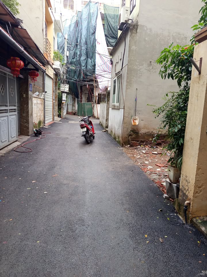 Đất Liên Mạc 50m² giá 5 tỷ - Lô góc vuông vức, chính chủ bán gấp!