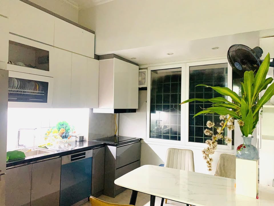 Căn hộ tập thể QĐ 781 - Vương Thừa Vũ 90m² giá thỏa thuận - Nhà đẹp, thoáng sáng!