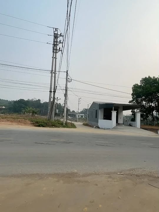 Đất nền Quảng Yên 369m² giá thỏa thuận - Tiềm năng đầu tư lớn!