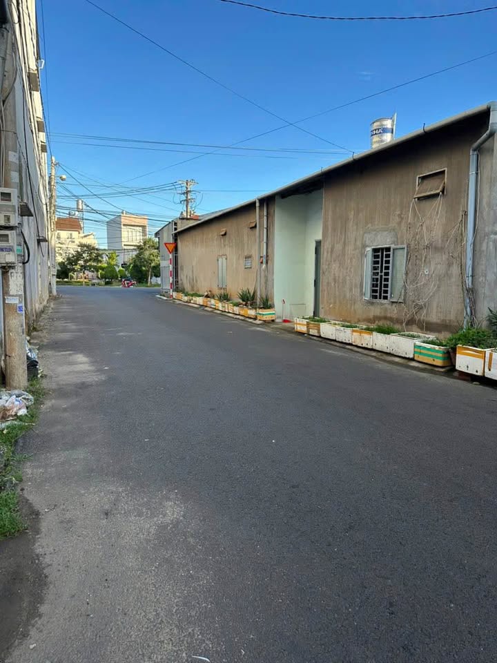 Đất thổ cư Hẻm 154 Nguyễn Văn Cừ, Bảo Lộc 100m² giá 3.1 tỷ - Tiện ích đầy đủ, vị trí đẹp!