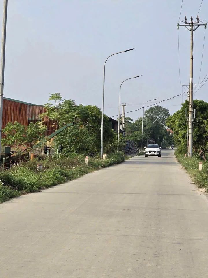 Đất đấu giá Âu Thuyền, Phú Xuyên 93.8m² - Lô áp góc, đầu tư sinh lời!