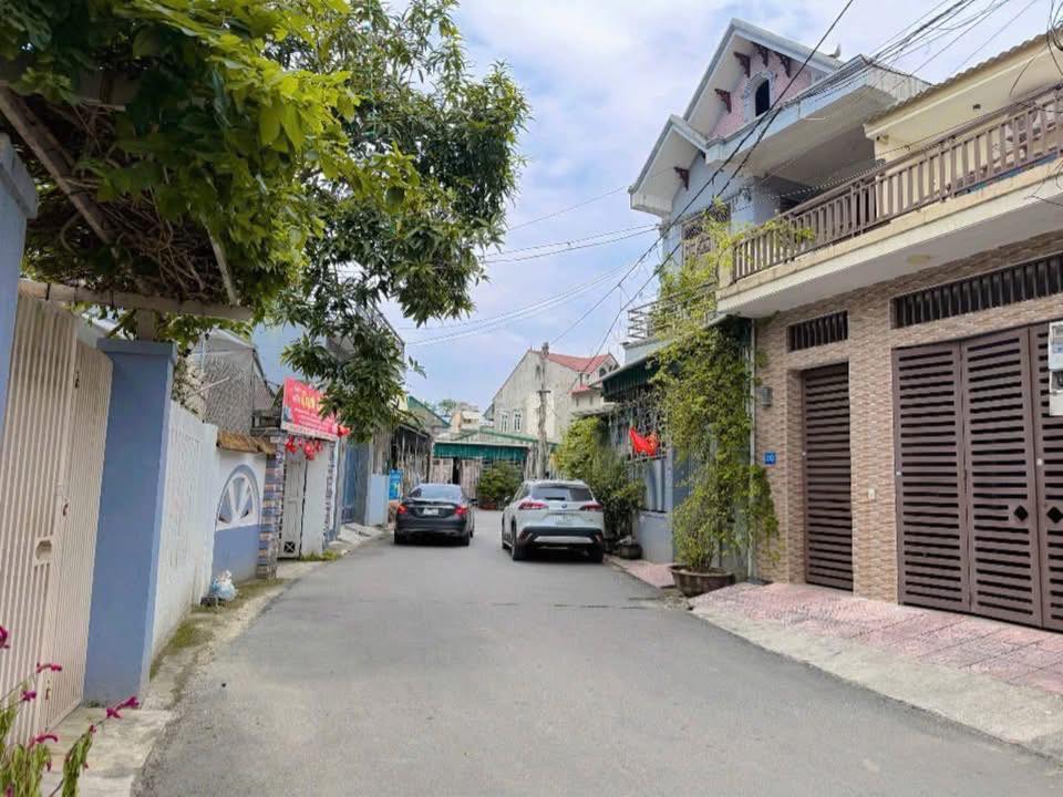 Đất nền đẹp tại Nam Hà, Hà Tĩnh - 111m² giá 3 tỷ - Vị trí đắc địa gần trung tâm!