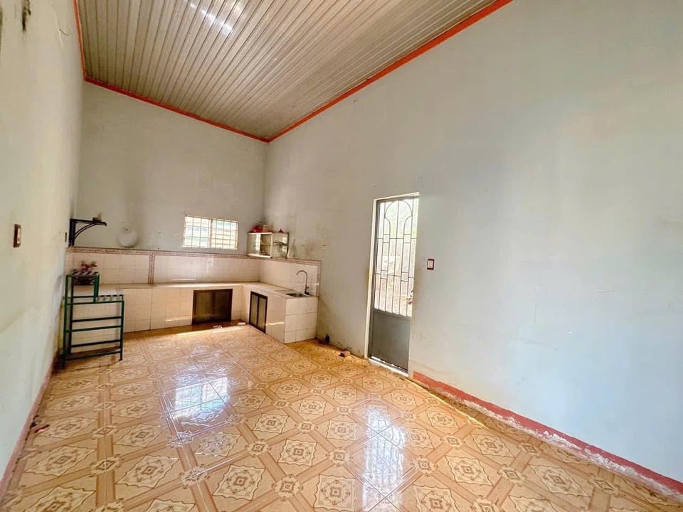 Bán đất kèm nhà cấp 4 tại xã Hoà Thắng, Buôn Ma Thuột, 360m² - Giá thương lượng chính chủ!