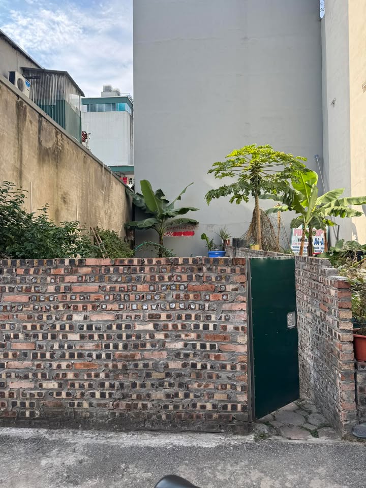 Nhà riêng Gia Lâm 56m² giá thỏa thuận - Vị trí đắc địa gần phố Ngô Xuân Quảng!