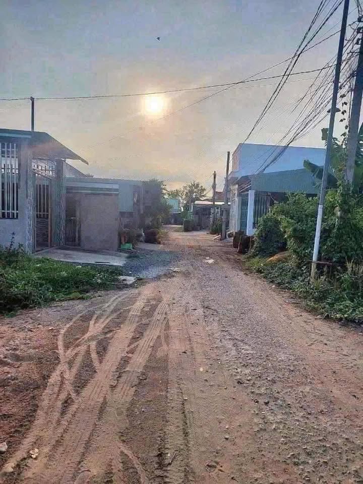 Đất thổ cư hẻm 11 Võ Ngọc Quận, 336m² giá 4 tỷ - Đầu tư lý tưởng!