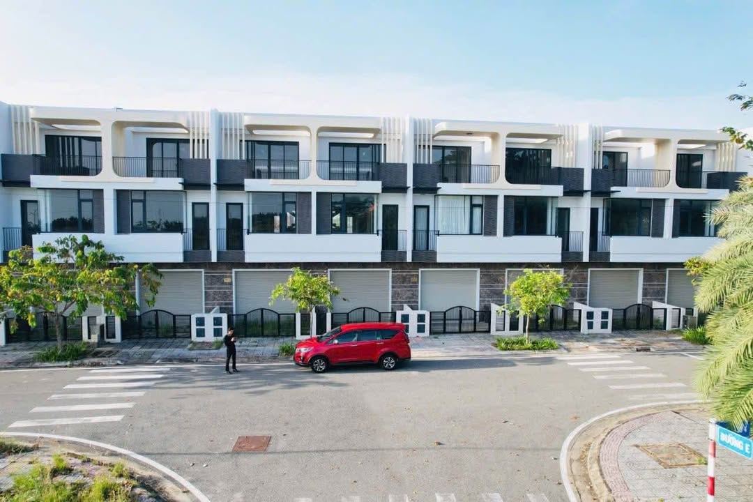 Shophouse The Light City Vũng Tàu 350m² giá từ 10 tỷ - Đầu tư sinh lời ngay!