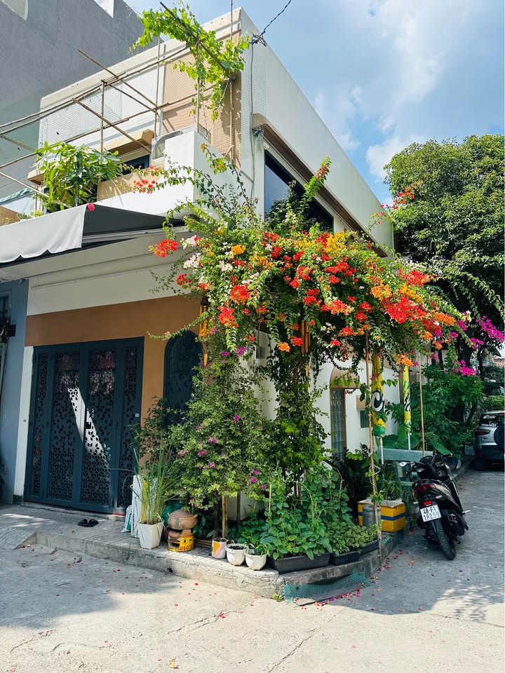 Nhà 2 tầng Lũy Bán Bích Tân Phú 61m² - Không quy hoạch, giá thỏa thuận!