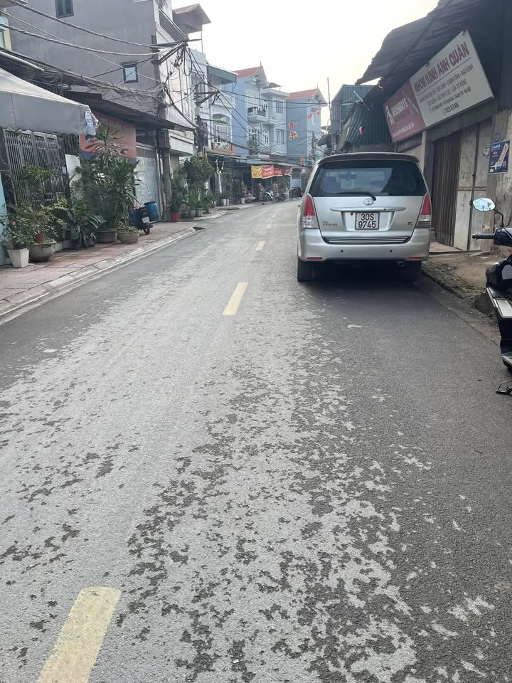 Đất Sổ Đỏ 40m² tại Tả Thanh Oai, Thanh Trì - Cách mặt phố chỉ 1 nhà!