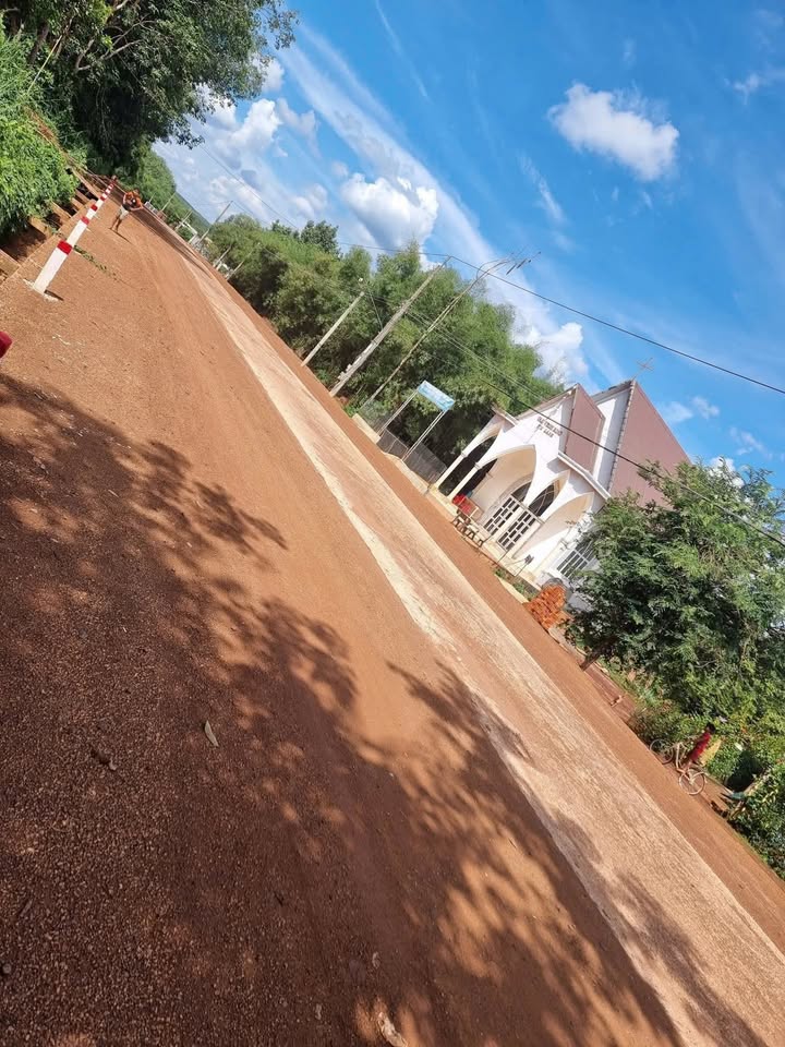 Đất thổ cư 1350m² mặt tiền đường Minh Thắng - Giá chỉ 1.05 tỷ, cơ hội đầu tư tuyệt vời!