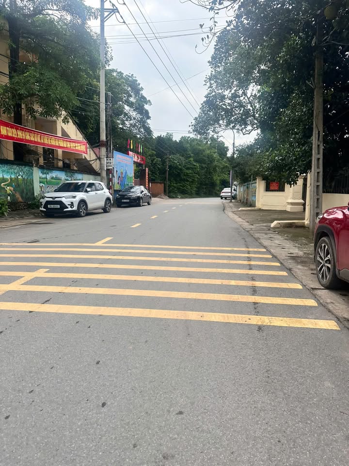 Đất thổ cư Đoài Phương, Sơn Tây 611m² giá 7.6 tỷ - Vị trí đẹp, giao thông thuận lợi!