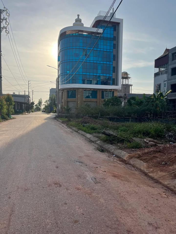 Đất nền Khu dân cư Tân Sơn, Tân Dĩnh, Lạng Giang 95m² giá 2 tỷ - Vị trí thuận lợi, tiện ích đầy đủ!