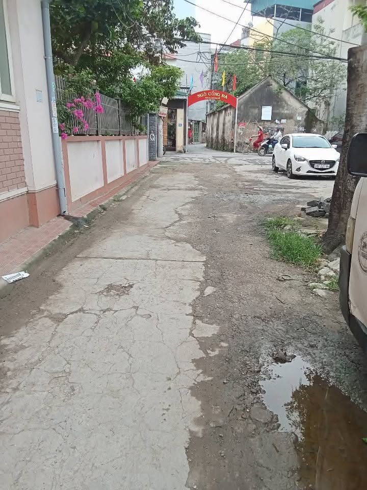 Đất nền lô góc 40m² Đại Mỗ giá chỉ 6 tỷ - Sổ đỏ chính chủ, pháp lý chuẩn!