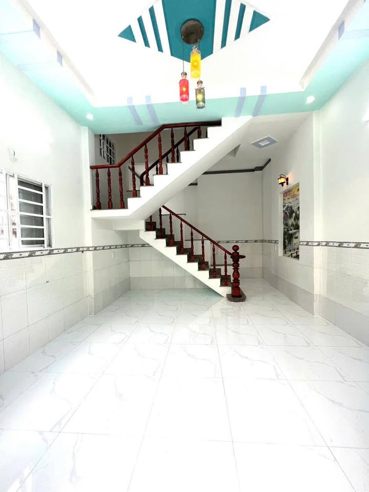 Nhà bán Sổ Chung góc 2 Mặt tiền Bình Chuẩn, 45m² chỉ 900 triệu - Hướng Đông mát mẻ!