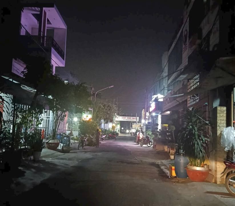 Nhà phố Thuận Giao 93m² giá thỏa thuận - Sổ riêng, 2 mặt tiền thuận lợi!