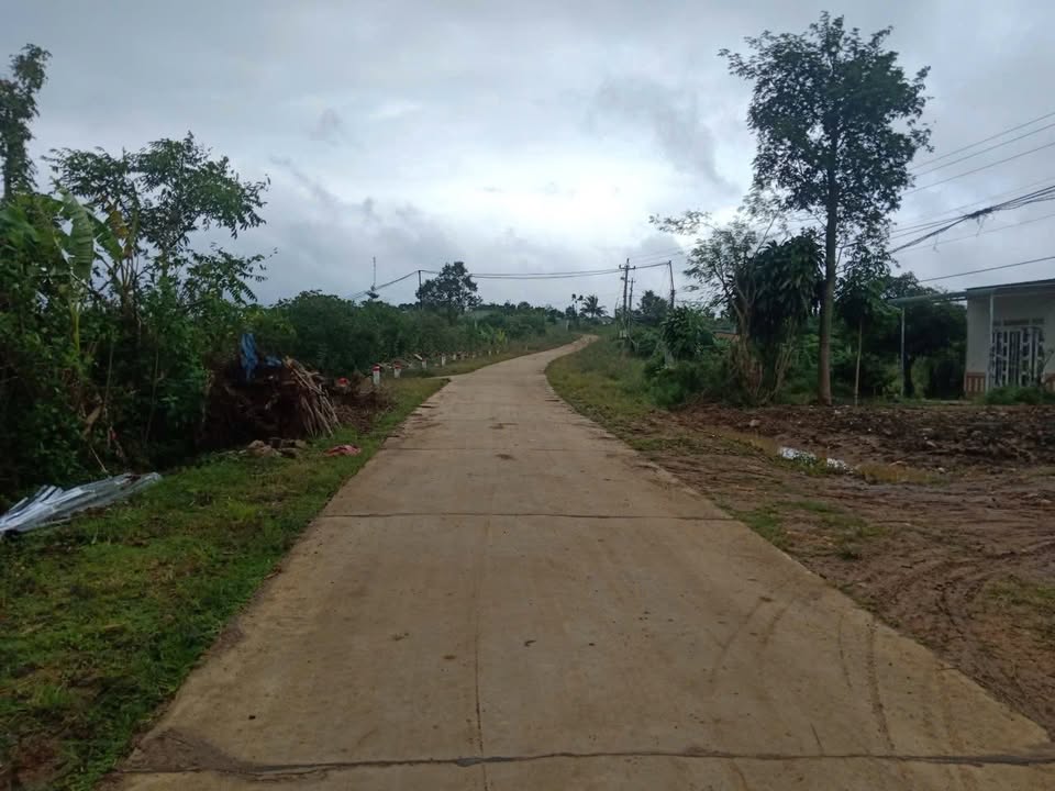 Đất thổ cư xã Ea Knốp 40.000m² giá 1.45 tỷ - Tiện ích xung quanh đầy đủ!