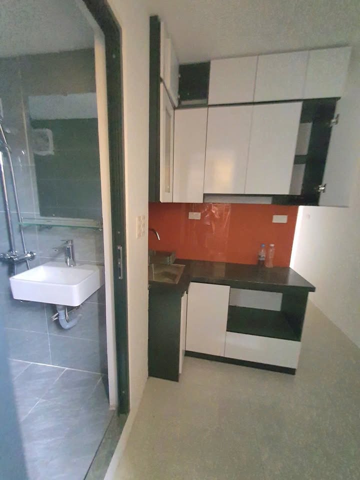 Căn hộ tập thể Văn Chương Đống Đa 30m² giá 2.68 tỷ - Sẵn sàng vào ở!