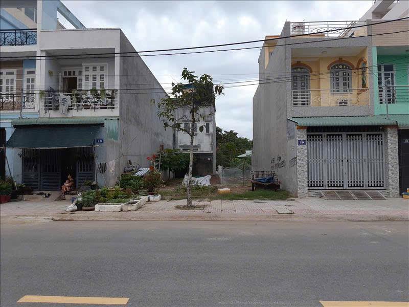 Đất nền khu dân cư Phong Phú 100m² giá 1.5 tỷ - Mặt tiền Quốc lộ 50!