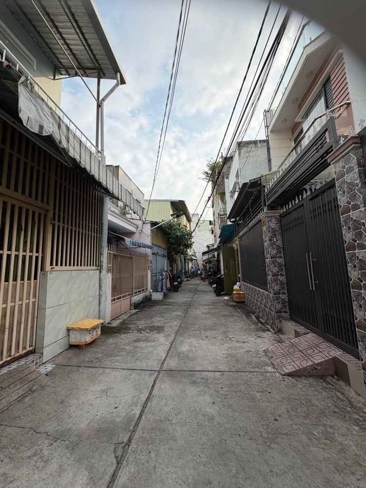 Nhà đẹp Tân Phú 50m² giá 5 tỷ - Tiềm năng đầu tư cao!