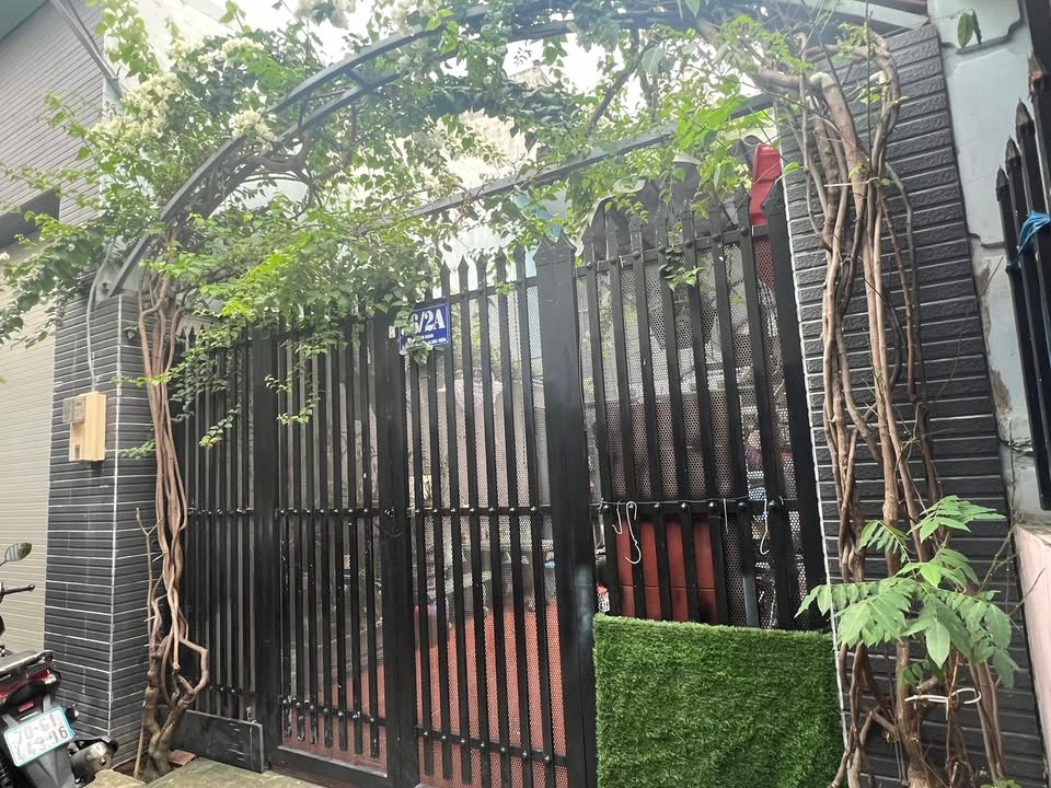 Nhà 2 tầng Tân Xuân 120m² giá 5 tỷ - Thiết kế hiện đại, sẵn sàng ở ngay!