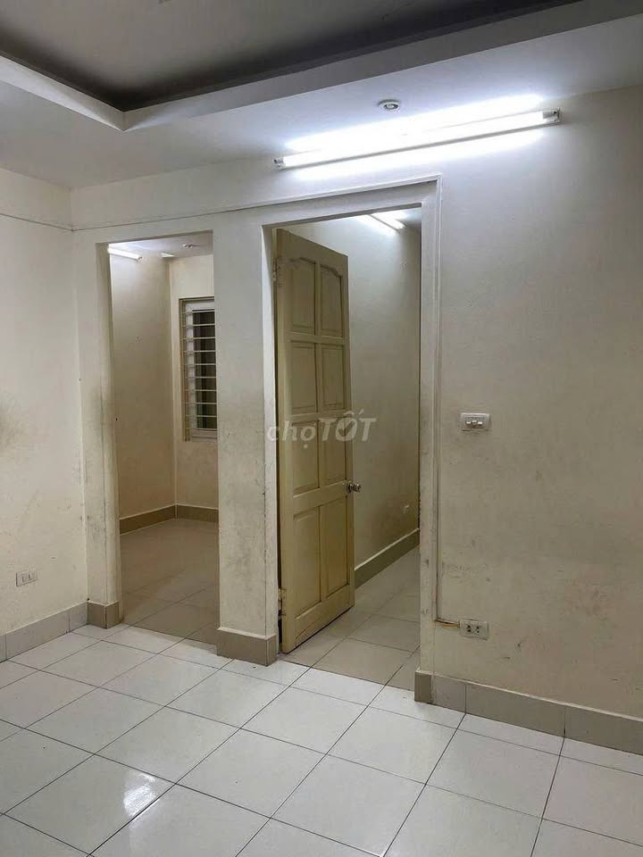 Căn hộ chung cư mini Đê La Thành 40m² giá 6 triệu - Sẵn sàng vào ở ngay!