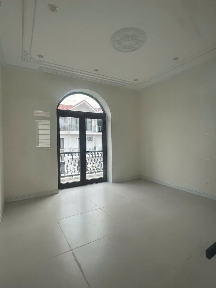 Biệt thự cho thuê khu đô thị Phú Lương Hà Đông 228m² - Nhà mới, thang máy tiện nghi!