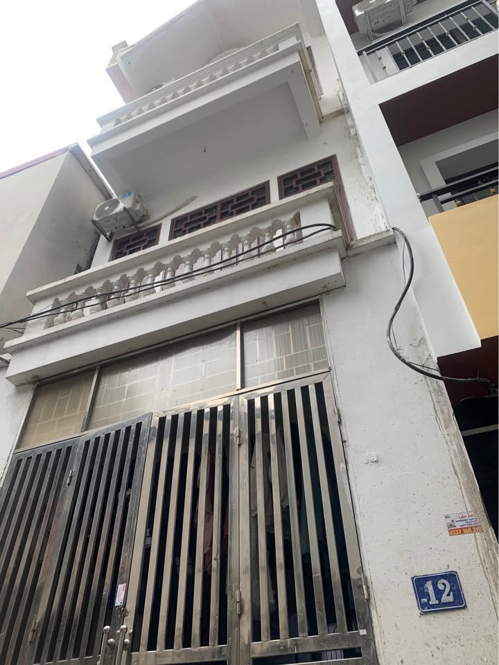 Nhà phố Ngọc Trục, Nam Từ Liêm 50m² giá 11 tỷ - Ô tô đỗ cửa, xây 4 tầng chắc chắn!
