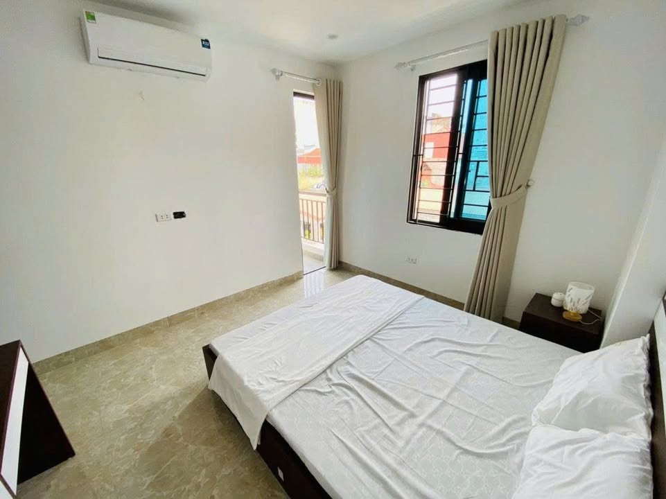 Căn hộ cho thuê 130 Nguyễn Văn Tuyết, Đống Đa 40m² - Nội thất đầy đủ, ô tô đỗ cửa!