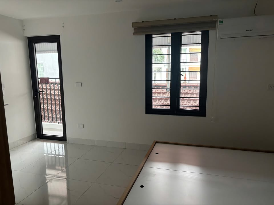 Studio cho thuê Ngõ 1 Nguyễn Thị Định, 11 phòng, giá từ 5 triệu - Nhà mới khai trương!