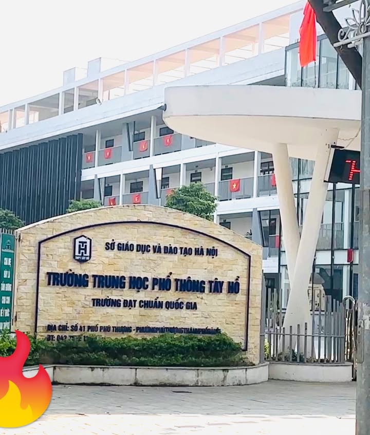 Nhà phố Phú Thượng Tây Hồ 85m² giá 18.3 tỷ - Sổ đỏ chính chủ, giao dịch nhanh!