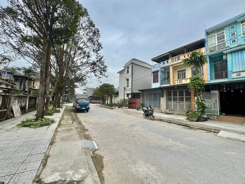 Lô đất Lý Tự Trọng, Bắc Sơn 83m² giá 2.1 tỷ - Cơ hội đầu tư tuyệt vời!