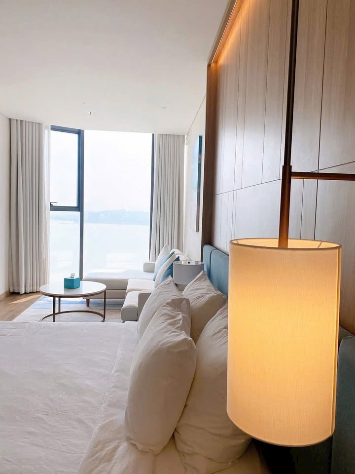Căn hộ À Lacarte Hạ Long 45m² giá 3.2 tỷ - View biển tuyệt đẹp!