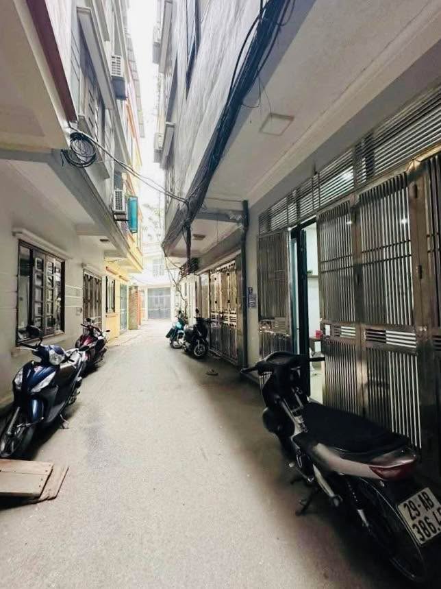 Nhà nguyên căn Vạn Phúc, Hà Đông 40m² giá 12 triệu - Tiện nghi đầy đủ, sẵn sàng cho thuê!