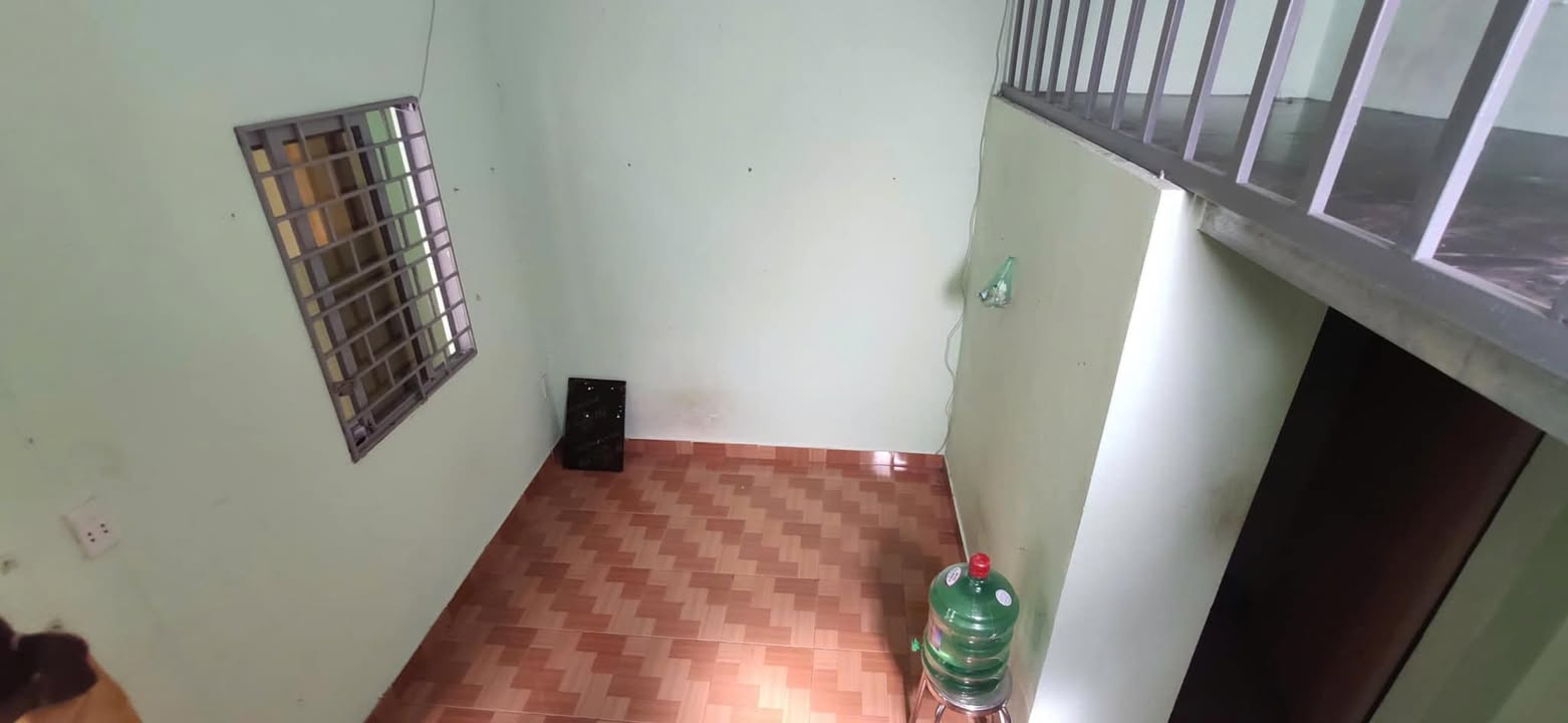 Dãy trọ 3 tầng trên đường Phước Lý 15, Liên Chiểu - Đầu tư sinh lời với 8 phòng cho thuê!