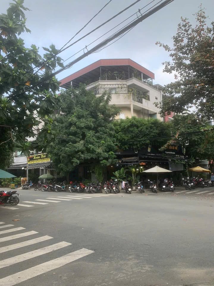 Bán góc mặt tiền kinh doanh VIP đường CN6, Sơn Kỳ, Tân Phú - Diện tích 200m², giá chỉ 35 tỷ!