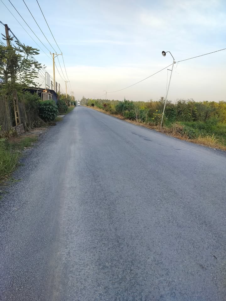 Đất thổ cư mặt tiền đường tỉnh lộ 913, Ninh Bình, 700m² - Giá chỉ 1.27 tỷ!