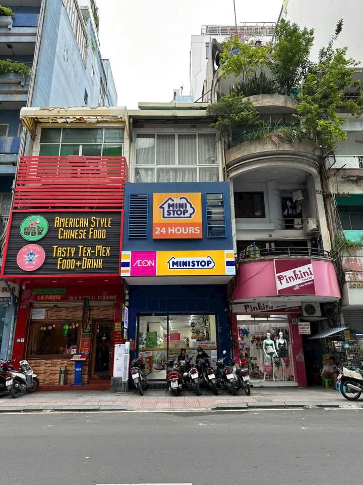 Cho thuê mặt bằng FrontHouse đường Lý Tự Trọng, Quận 1, diện tích 88m² - Phù hợp kinh doanh F&B cao cấp!