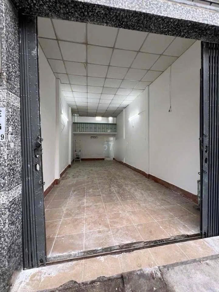 Nhà nguyên căn đường Chu Văn An, Bình Thạnh 72m² giá 13 triệu - Kinh doanh tự do ngay!