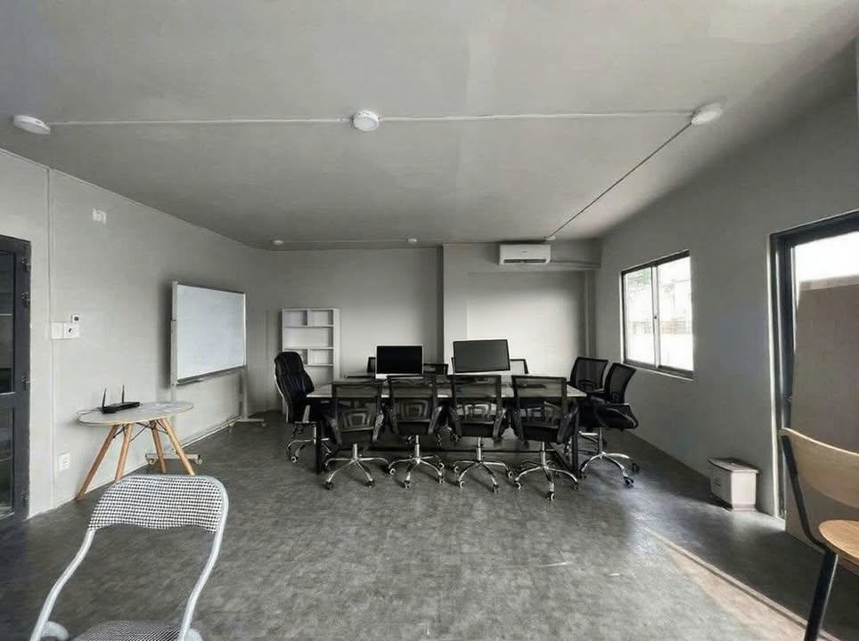 Cho thuê mặt bằng 168m² mặt tiền Nguyễn Thượng Hiền, Phú Nhuận - Giá chỉ 2x triệu/tháng!