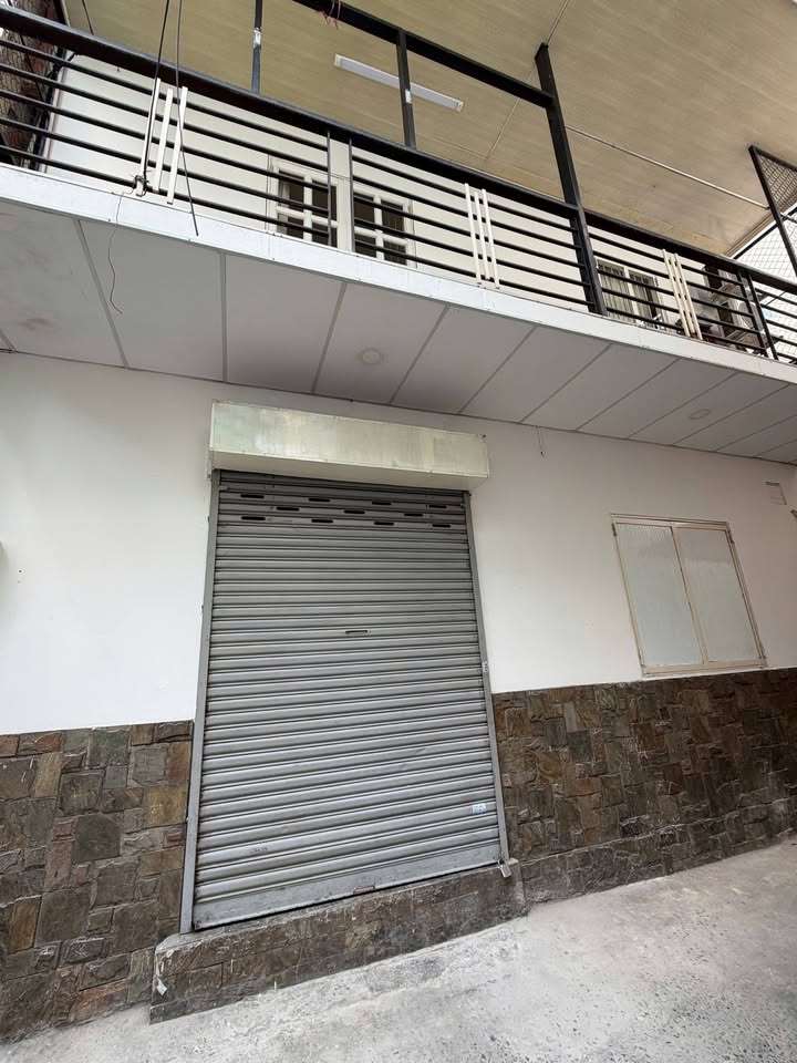 Nhà hẻm Nguyễn Công Trứ Quận 1 30m² giá 18 triệu - Thích hợp cho ở và kinh doanh online!