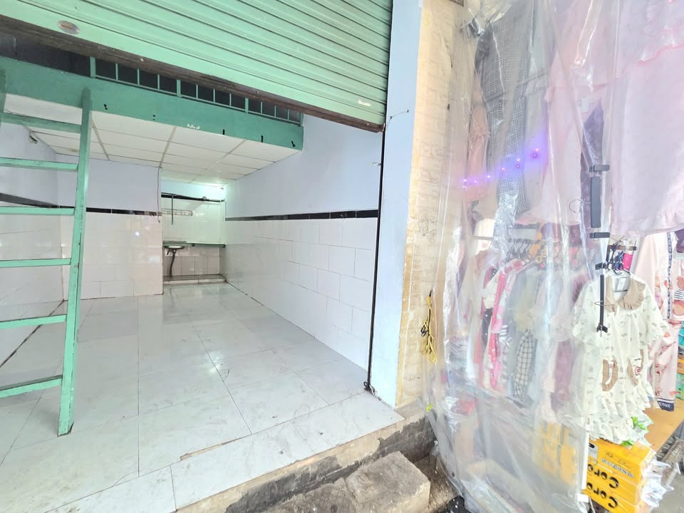 Mặt bằng kinh doanh Tân Bình 30m² giá 7.99 triệu - Khách đông, sẵn sàng khai thác!
