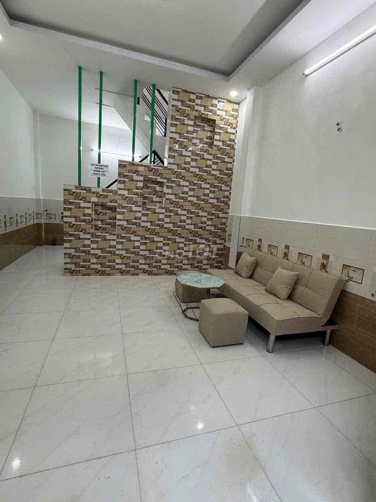 Nhà bán Trệt, Lầu 34m² hẻm đường Hồ Thành Biên P4Q8 - Giá 3.68 tỷ thương lượng!