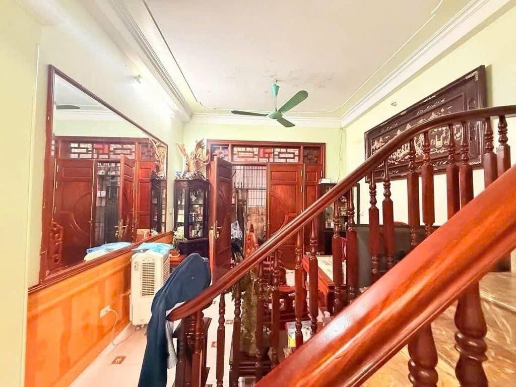 Bán nhà Nghĩa Đô, Cầu Giấy 41m² giá 10.9 tỷ - Thiết kế hiện đại, tiện nghi!