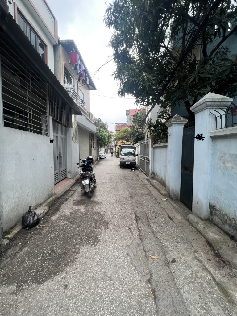 Bán đất Thạch Bàn Long Biên 117m² - Ô tô tránh, cơ hội đầu tư tốt!