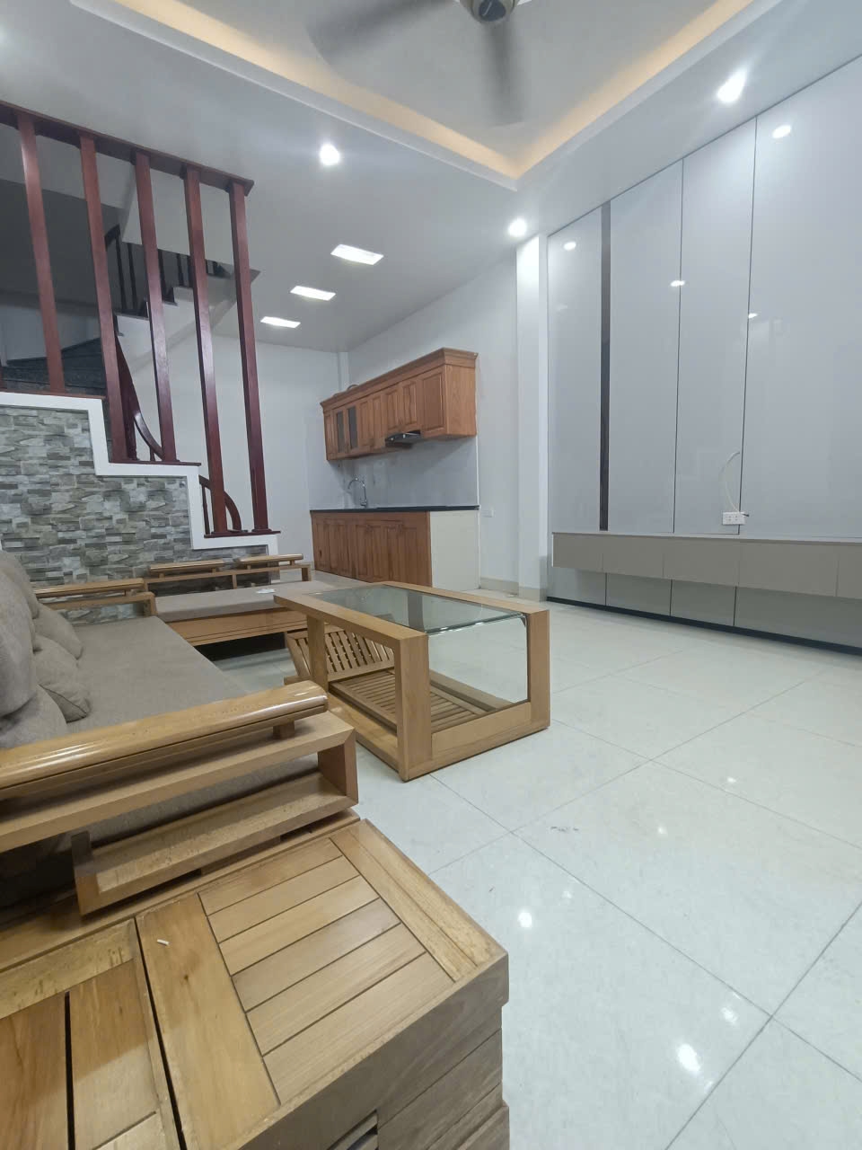 Bán nhà 4 tầng Phường Kiến Hưng, 32m² giá 6.98 tỷ - Kinh doanh tốt, ô tô tránh nhau!