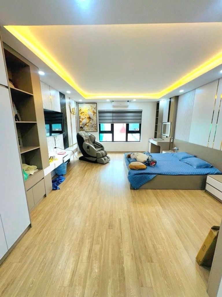 Tòa Building 10 tầng Ba Đình 40m² giá 23.9 tỷ - Kinh doanh đẳng cấp ngay mặt ngõ