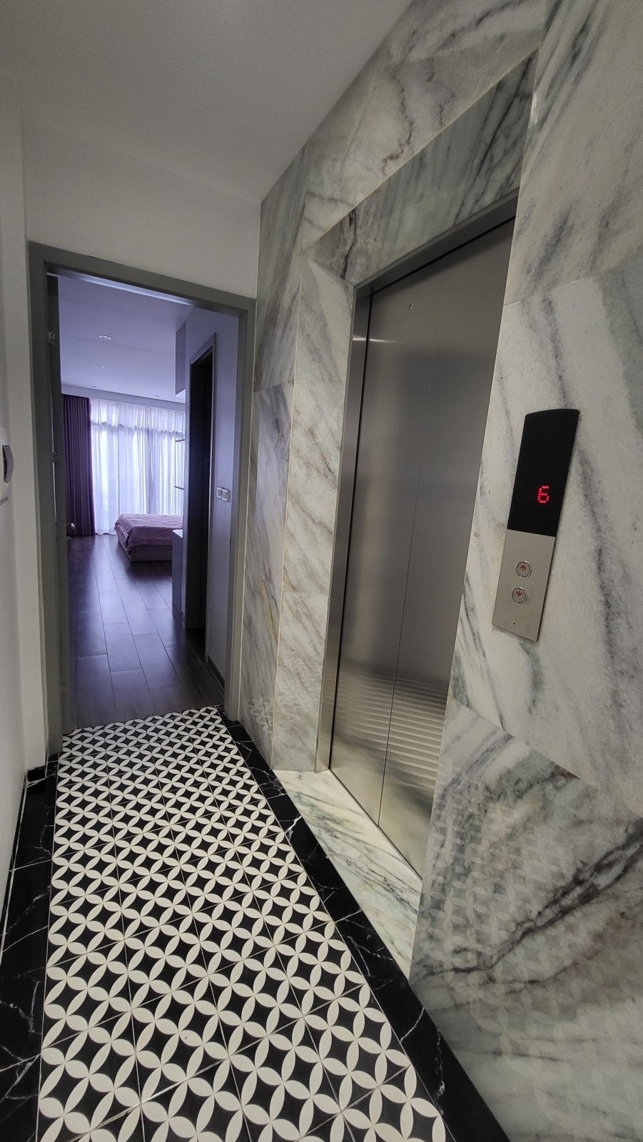 Nhà Trương Định 35m² giá 8.7 tỷ - Thiết kế thoáng, sẵn sàng vào ở!