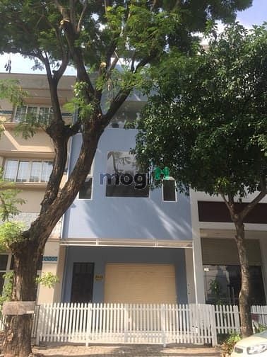 Nhà phố kinh doanh 4PN khu Hưng Gia 3, Phú Mỹ Hưng giá thuê 40 triệu - Thích hợp làm văn phòng, spa!