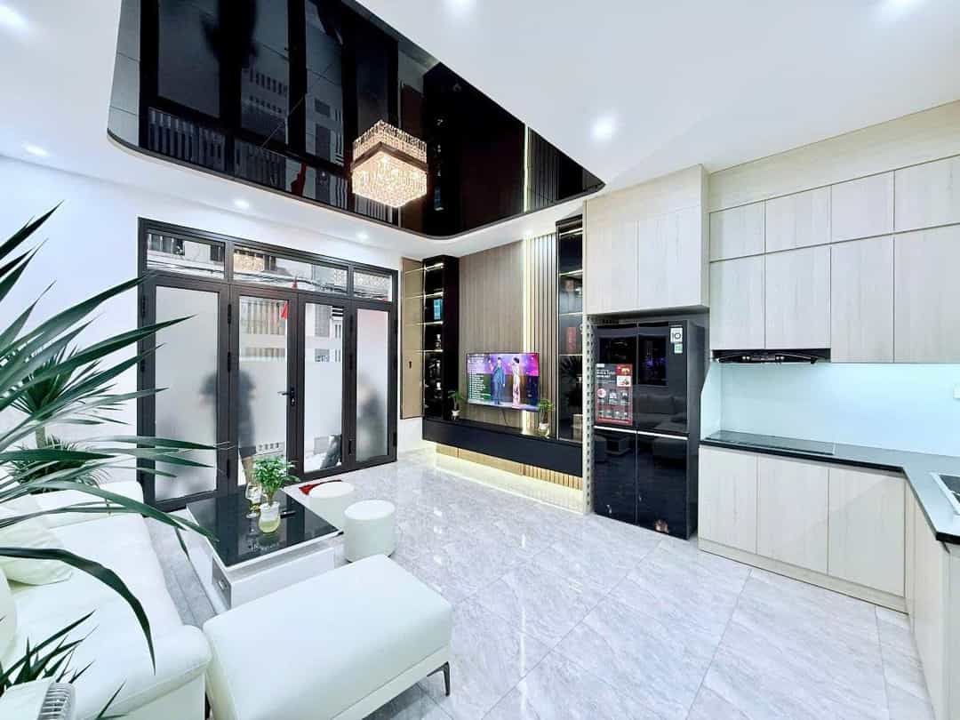 Nhà mặt ngõ 92 Lê Trọng Tấn 45m² giá 14.2 tỷ - Thiết kế hiện đại, thang máy xịn!