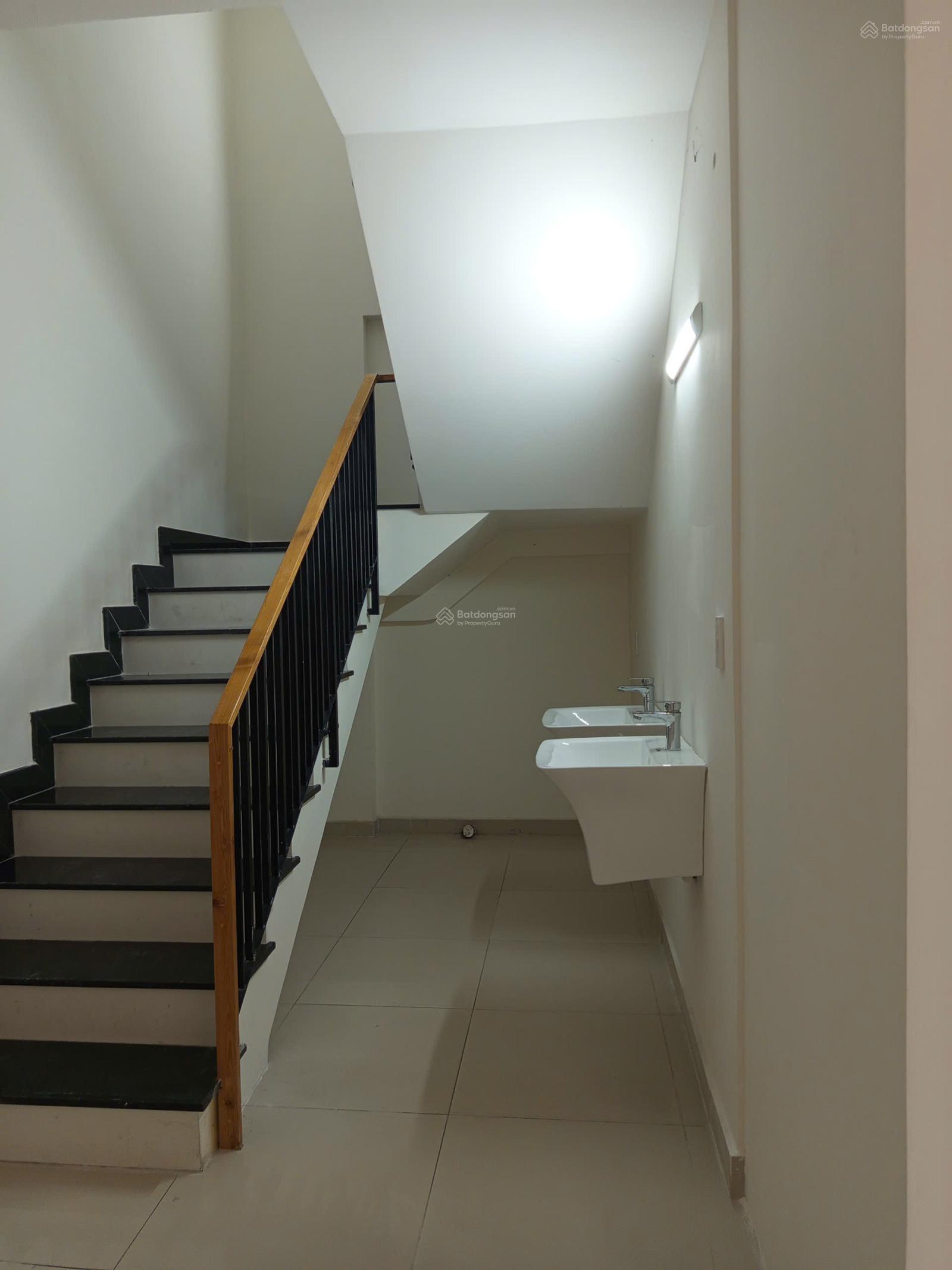 Office cho thuê 60m² giá 6 triệu tại Diamond Riverside - Không gian làm việc lý tưởng!