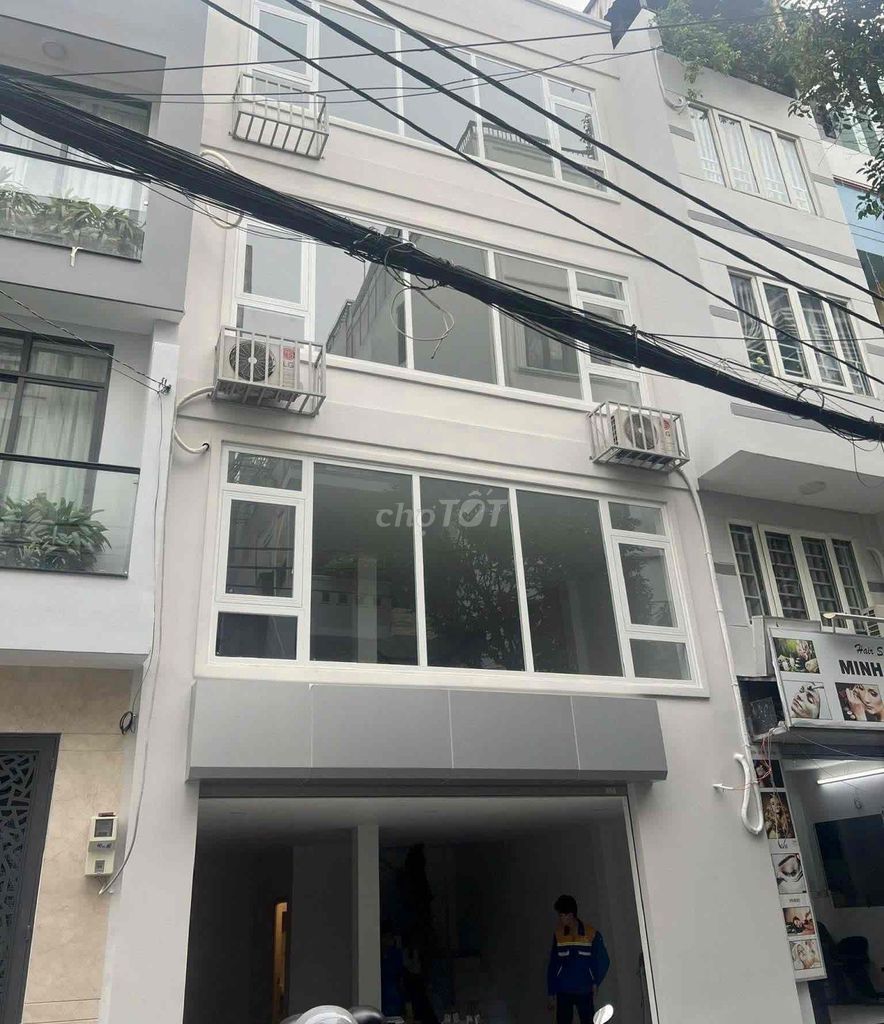 Nhà Hẻm Xe Hơi Hoàng Hoa Thám 54m² giá 25 triệu - Phù hợp nhiều ngành nghề